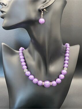 Purple Faux Pearl Graduated Necklace & Dangle Earring Set 19”